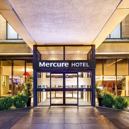 Mercure Telford Centre Hotel Bagian luar foto